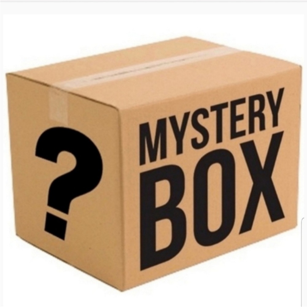 Assorted mystery bundle 10 pieces!!